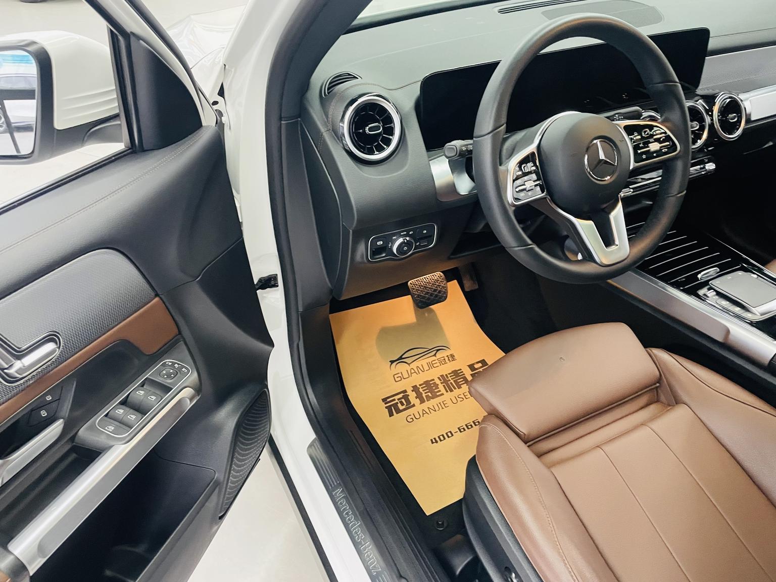 Mercedes-Benz Mercedes-Benz GLB