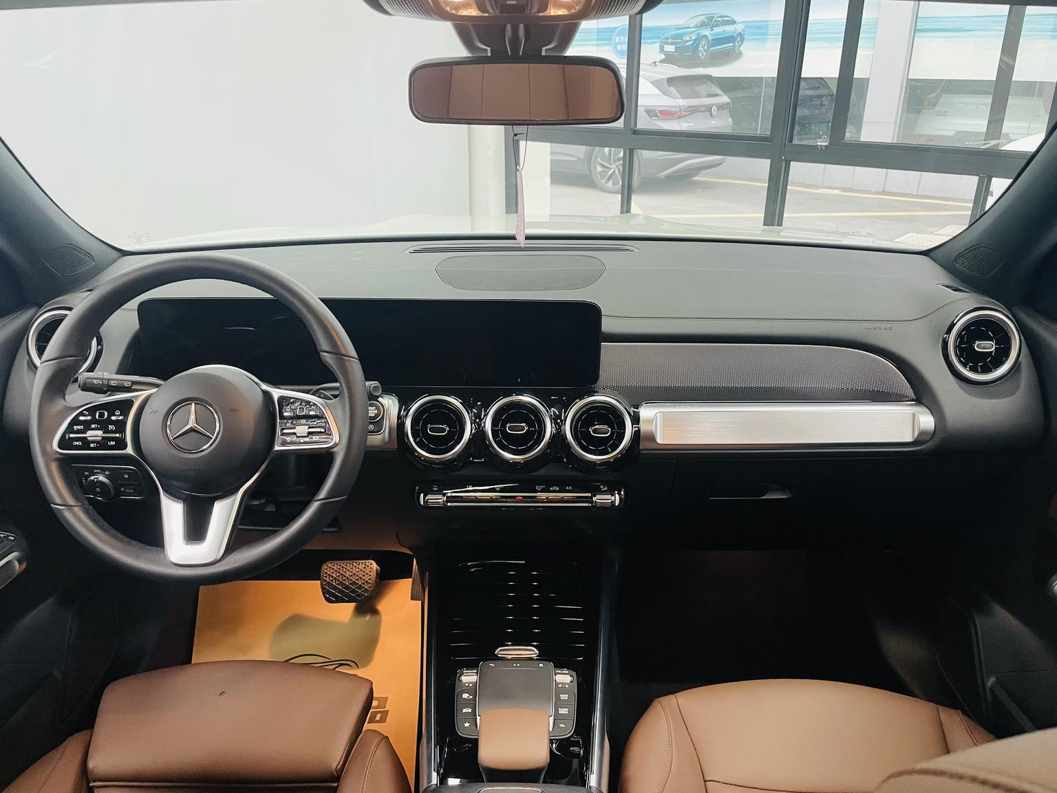 Mercedes-Benz Mercedes-Benz GLB