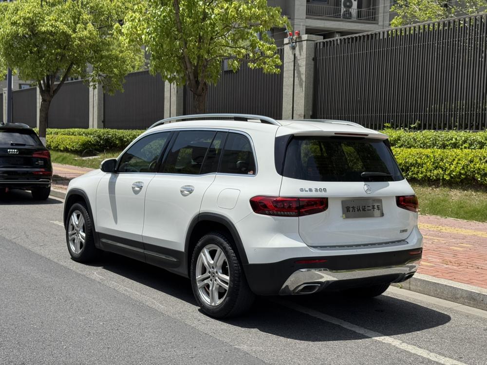 Mercedes-Benz Mercedes-Benz GLB