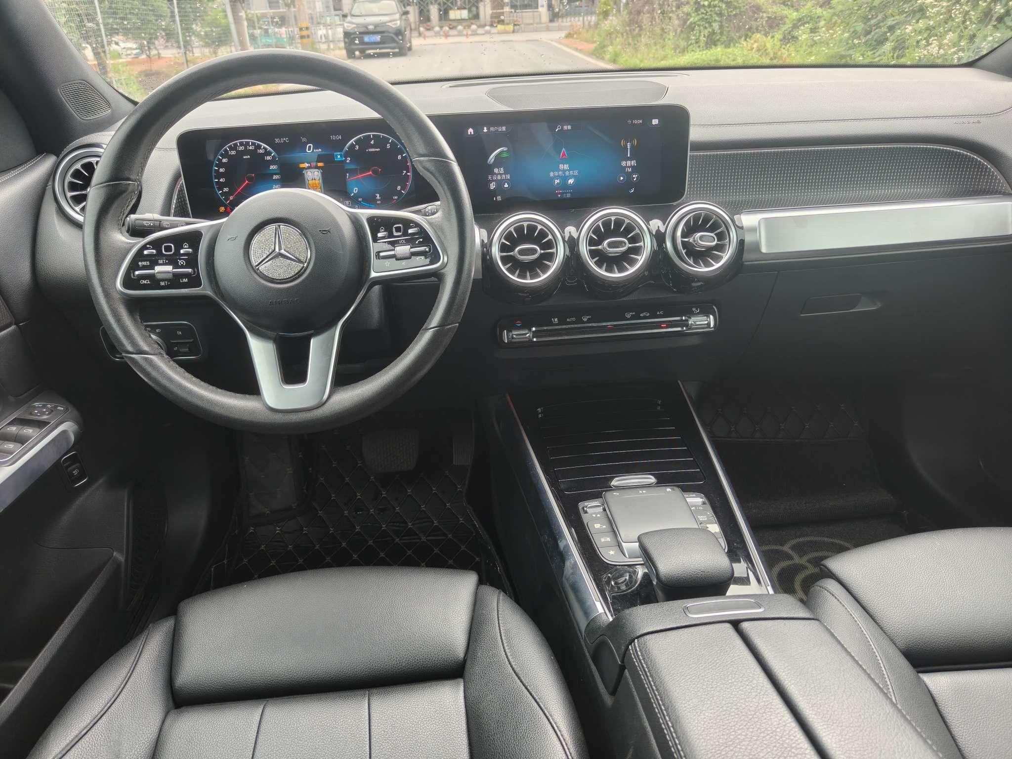 Mercedes-Benz Mercedes-Benz GLB
