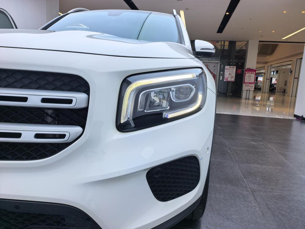 Mercedes-Benz Mercedes-Benz GLB