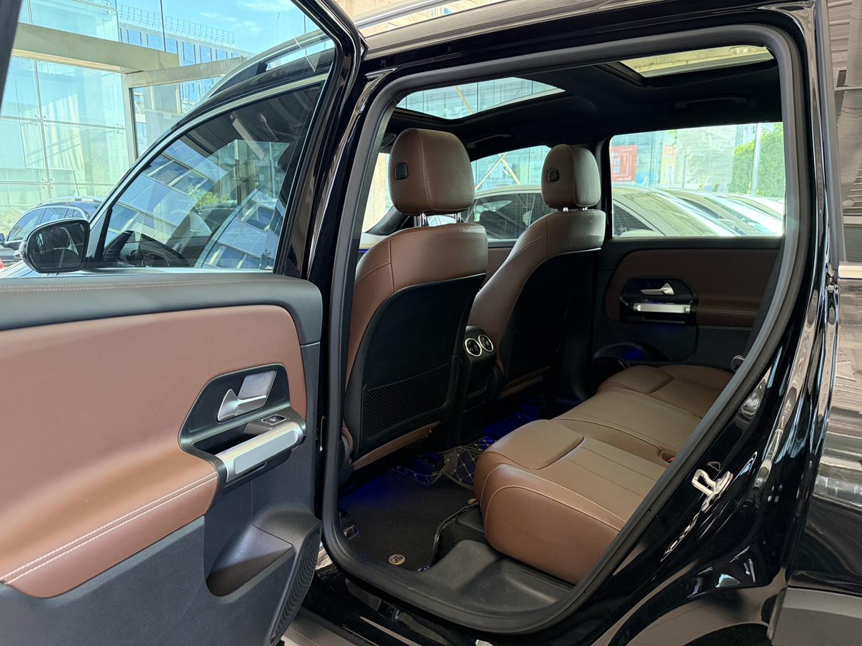 Mercedes-Benz Mercedes-Benz GLB
