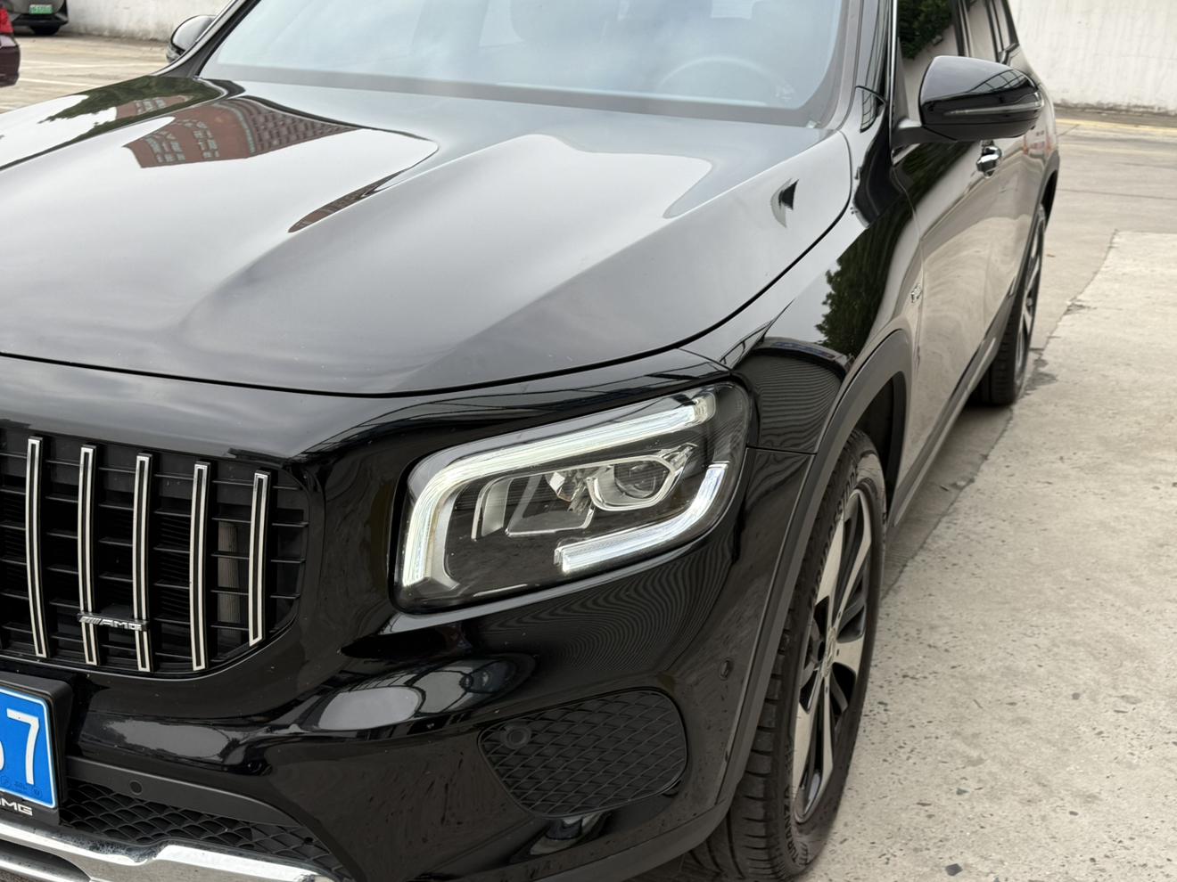 Mercedes-Benz Mercedes-Benz GLB