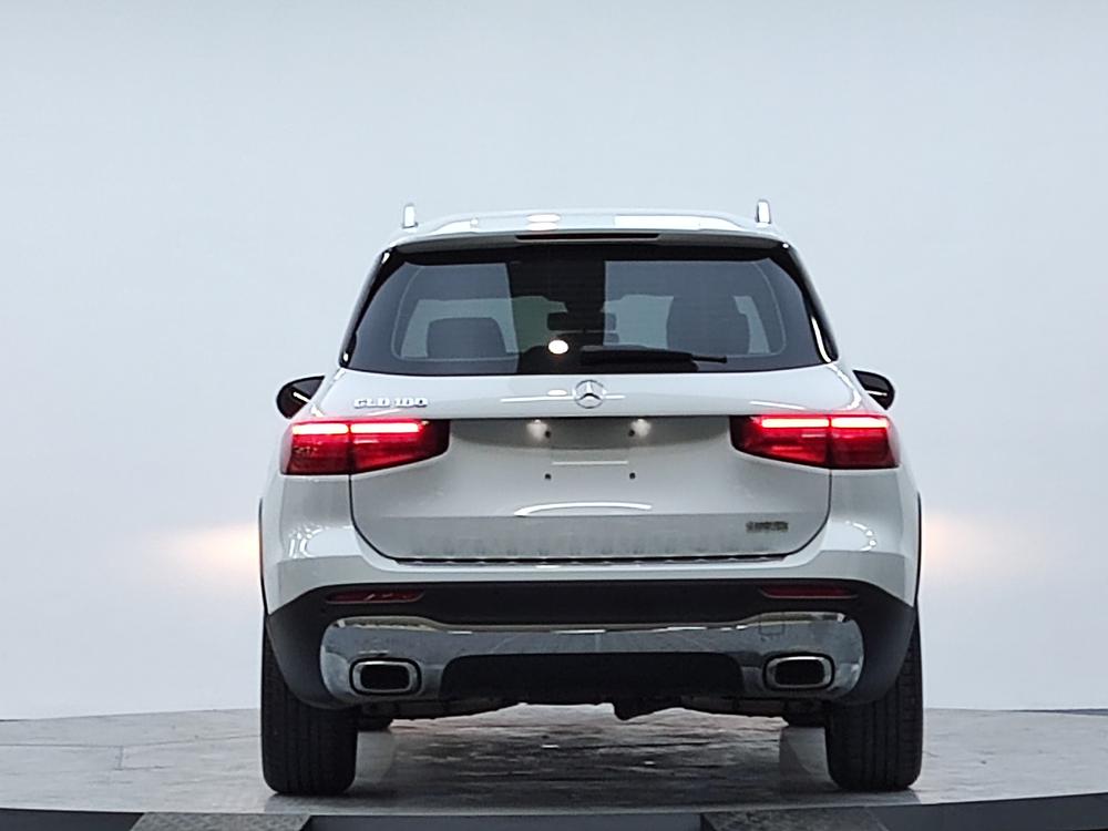 Mercedes-Benz Mercedes-Benz GLB