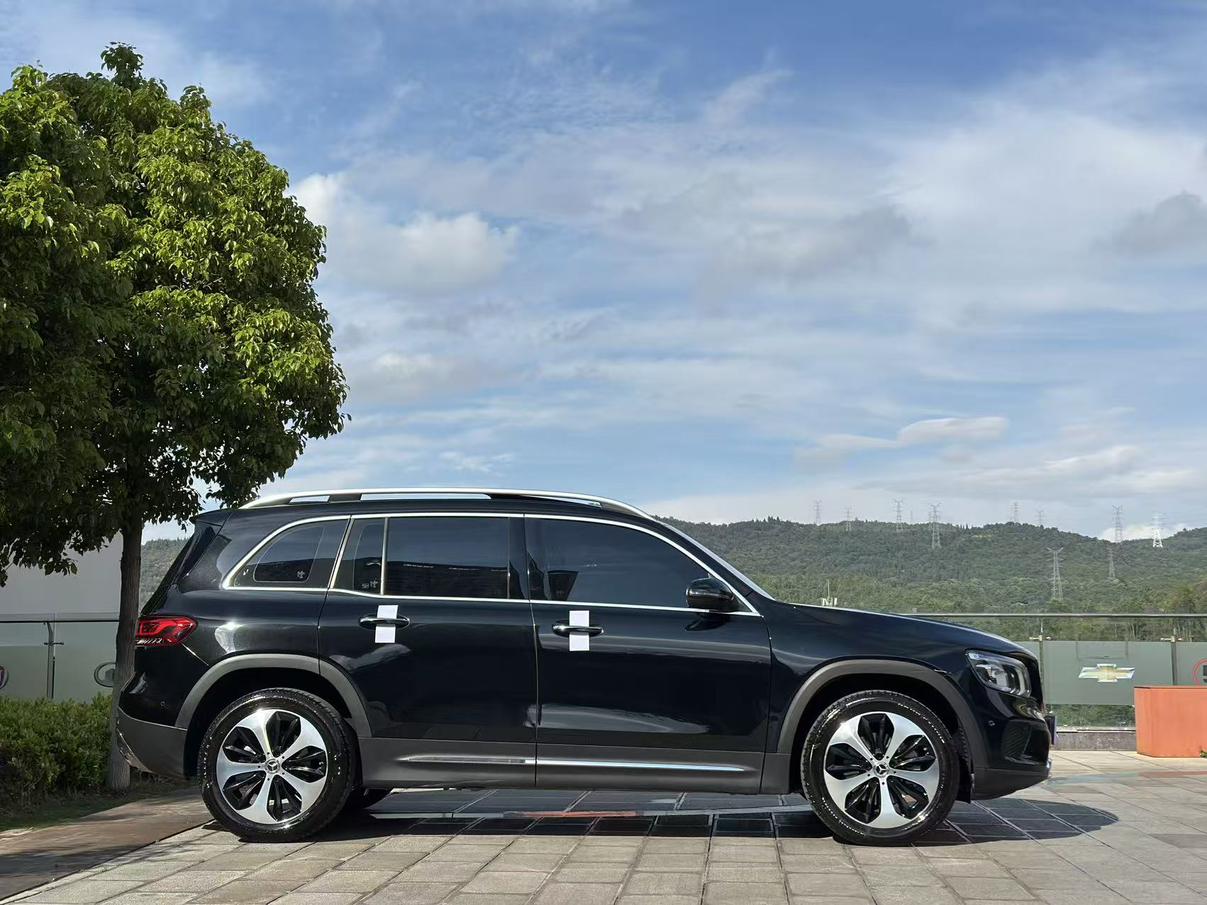 Mercedes-Benz Mercedes-Benz GLB