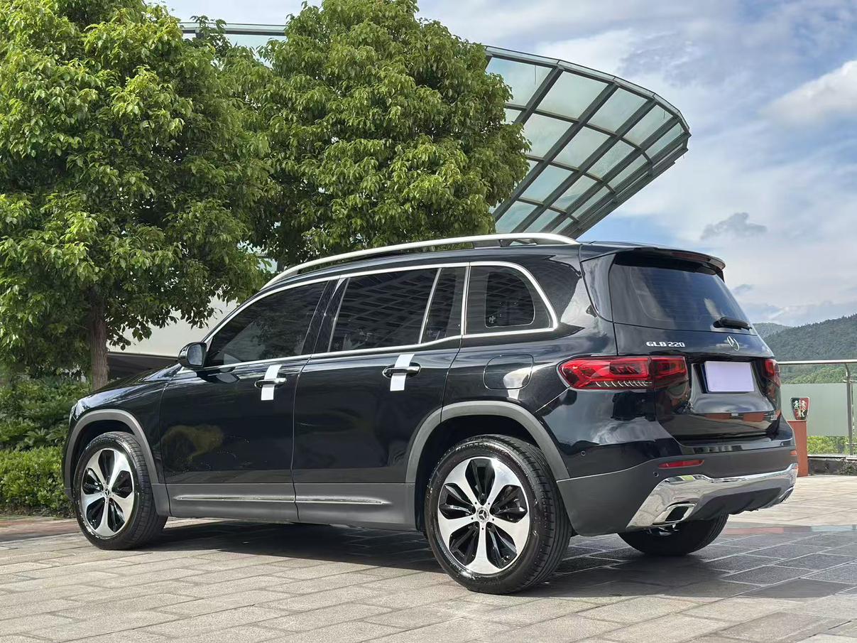 Mercedes-Benz Mercedes-Benz GLB