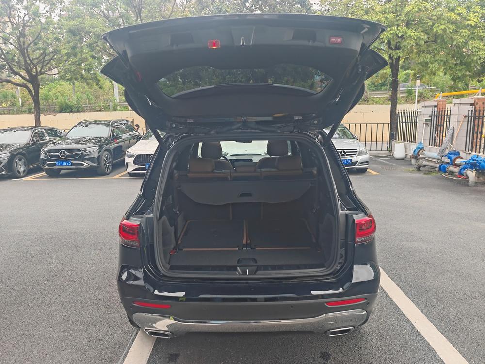 Mercedes-Benz Mercedes-Benz GLB
