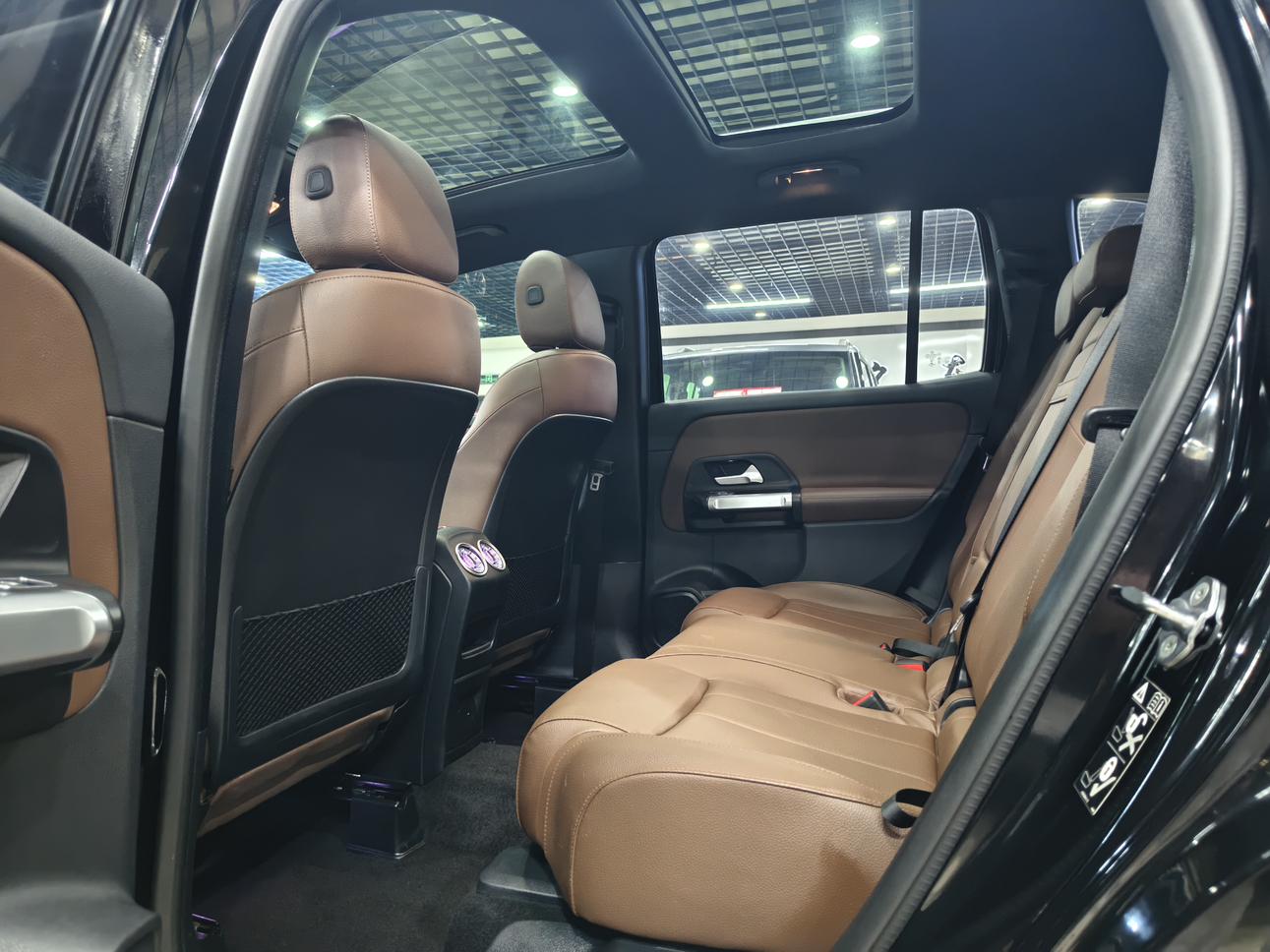 Mercedes-Benz Mercedes-Benz GLB