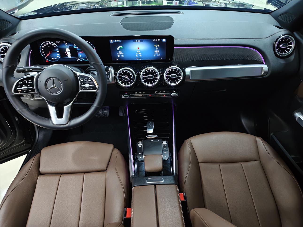 Mercedes-Benz Mercedes-Benz GLB