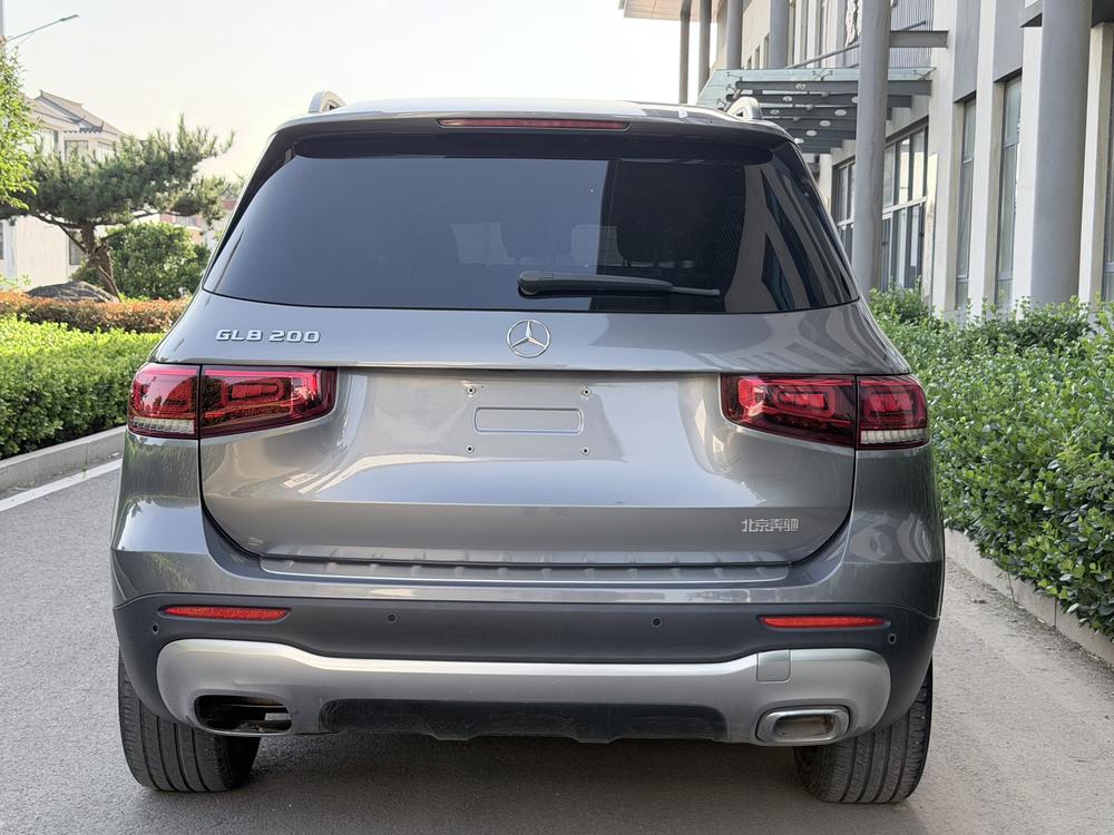 Mercedes-Benz Mercedes-Benz GLB