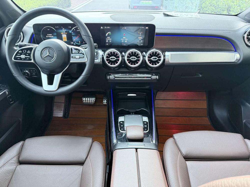 Mercedes-Benz Mercedes-Benz GLB