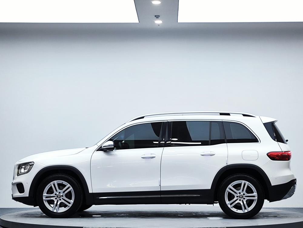 Mercedes-Benz Mercedes-Benz GLB