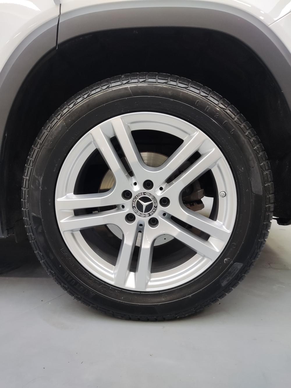 Mercedes-Benz Mercedes-Benz GLB