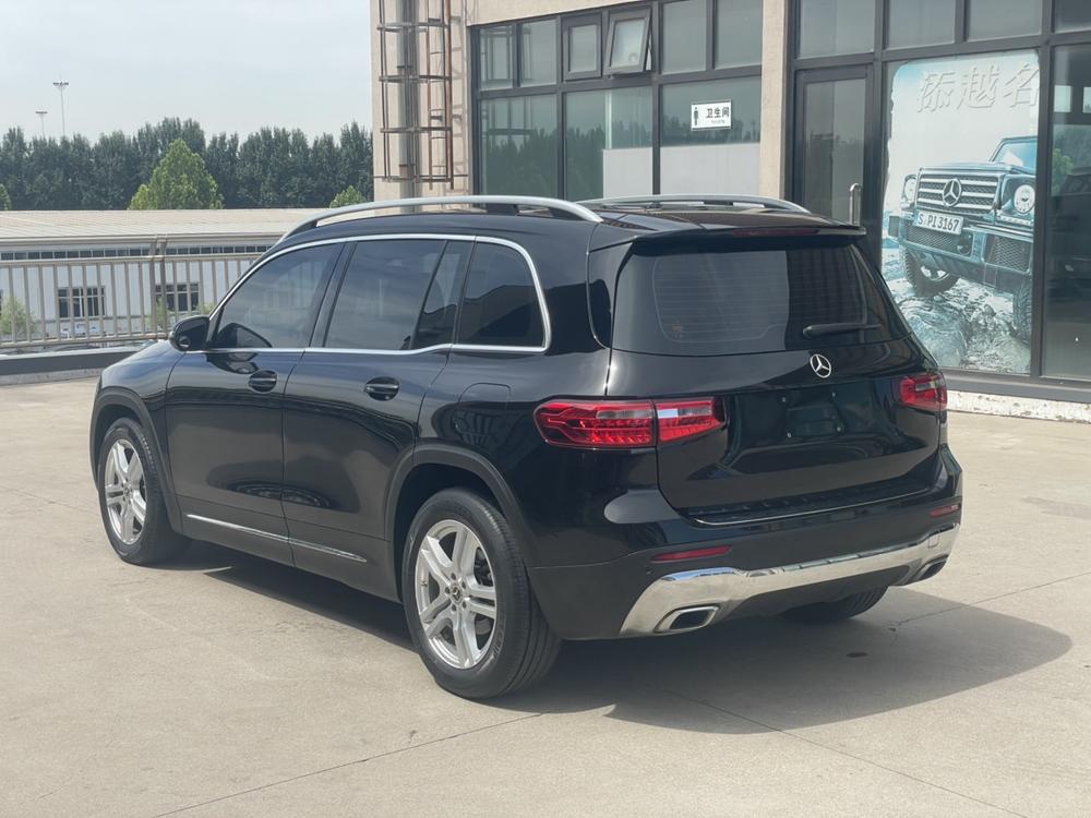 Mercedes-Benz Mercedes-Benz GLB