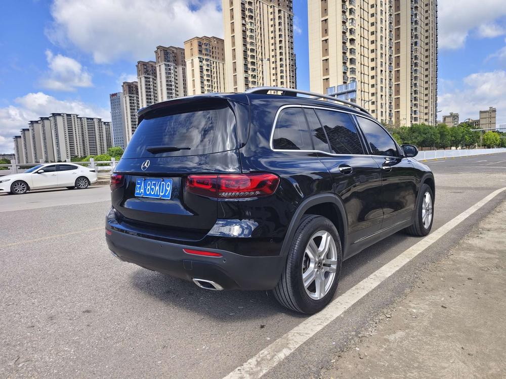 Mercedes-Benz Mercedes-Benz GLB