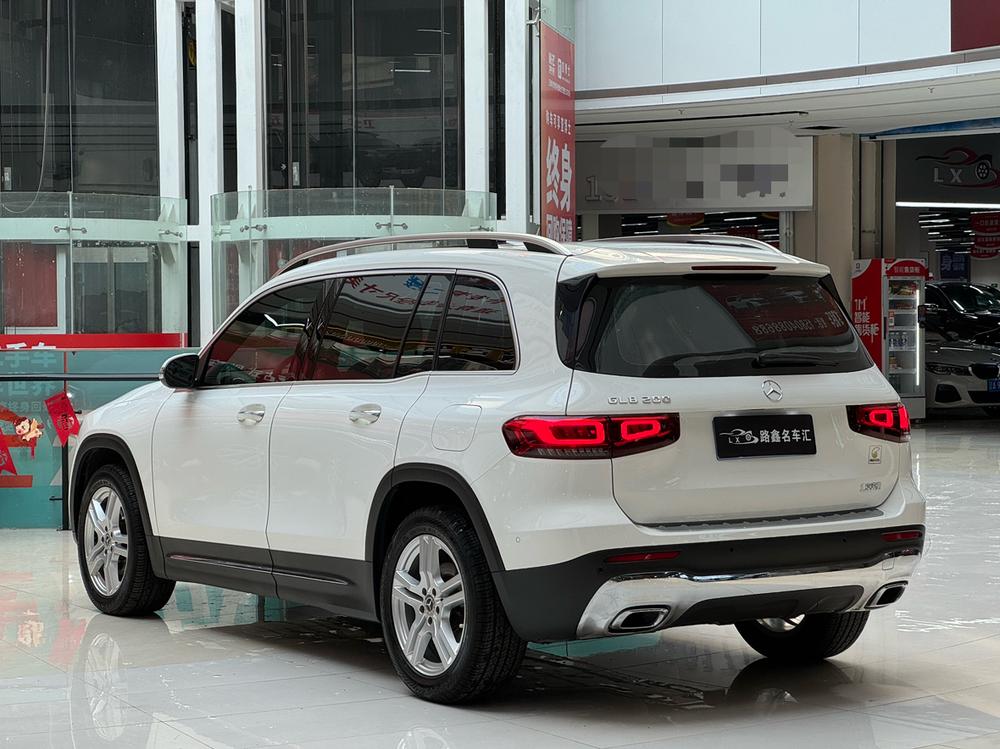 Mercedes-Benz Mercedes-Benz GLB