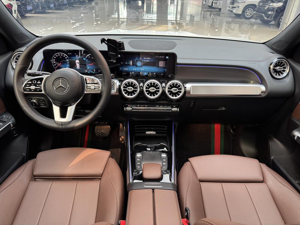 Mercedes-Benz Mercedes-Benz GLB