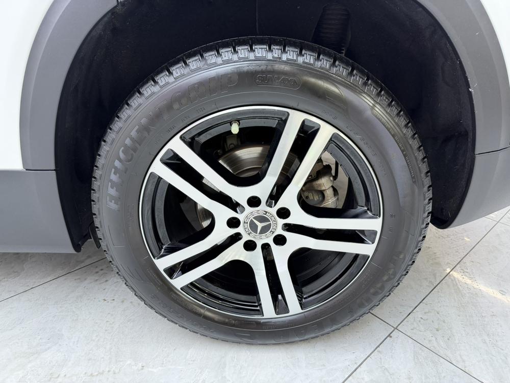Mercedes-Benz Mercedes-Benz GLB