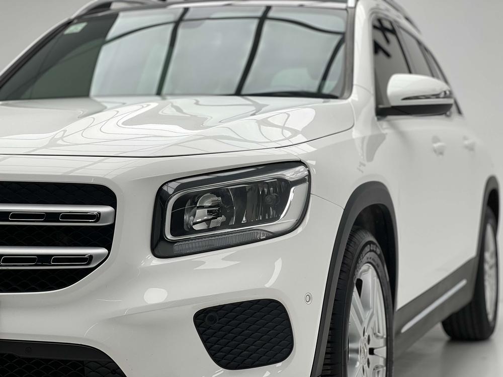 Mercedes-Benz Mercedes-Benz GLB