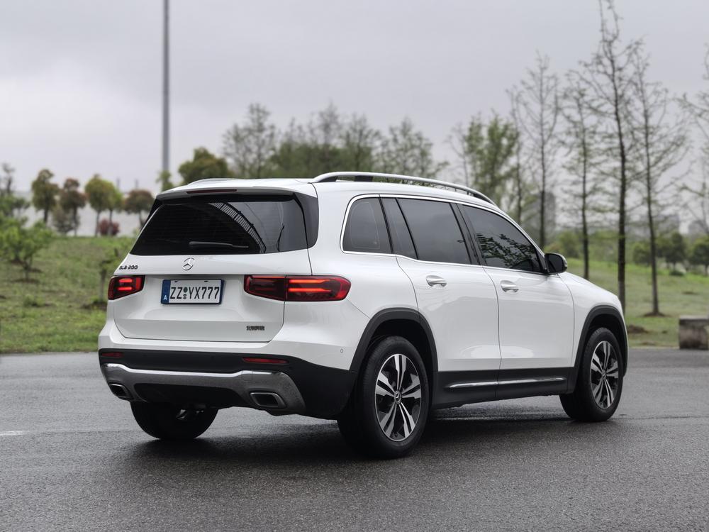 Mercedes-Benz Mercedes-Benz GLB
