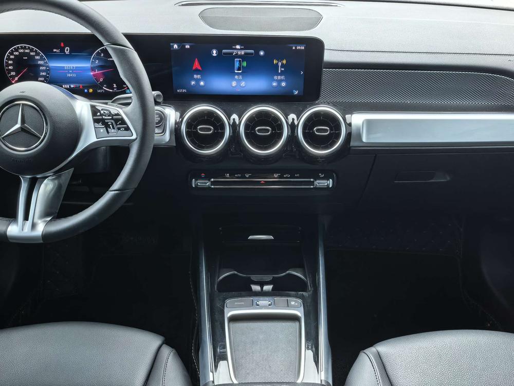 Mercedes-Benz Mercedes-Benz GLB