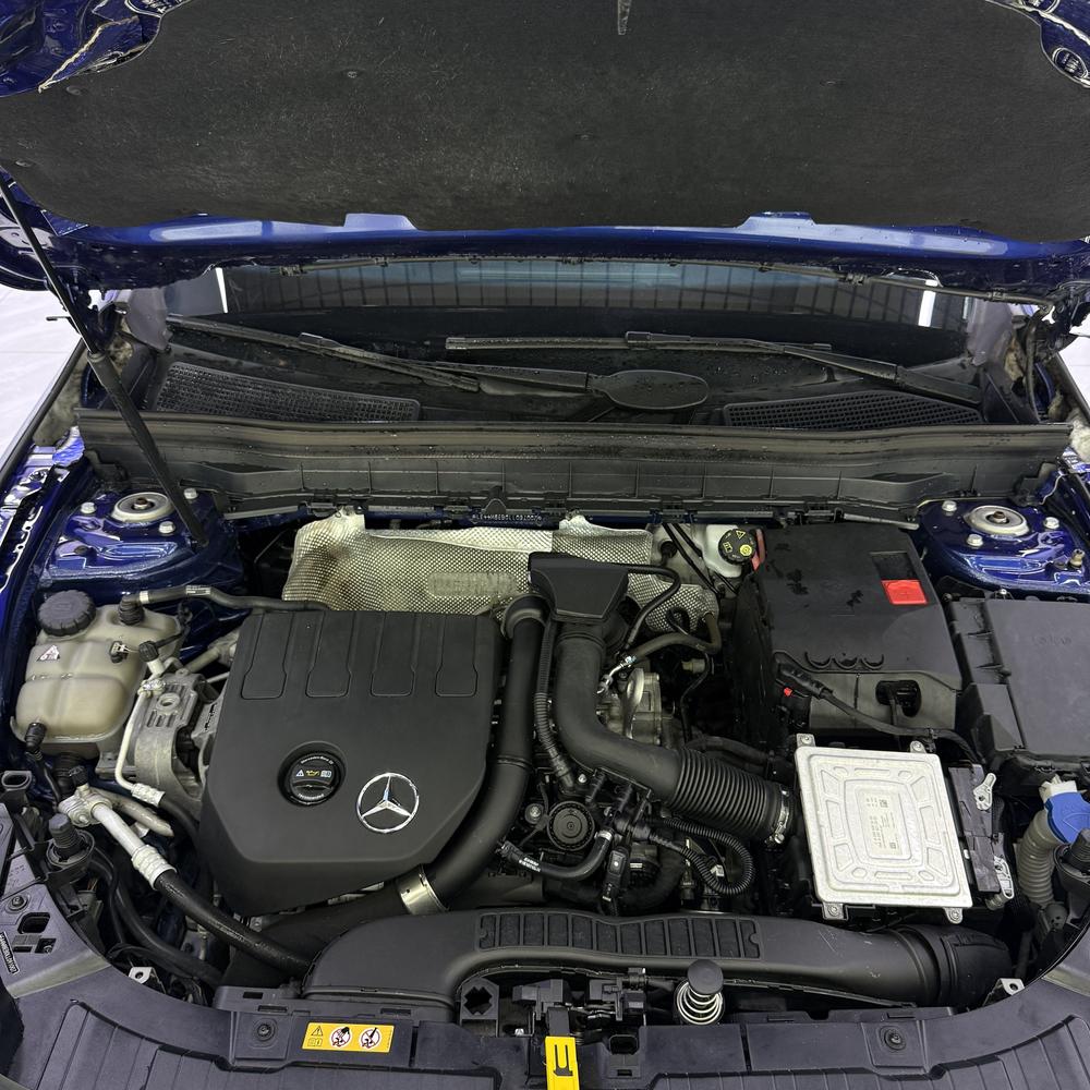 Mercedes-Benz Mercedes-Benz GLB