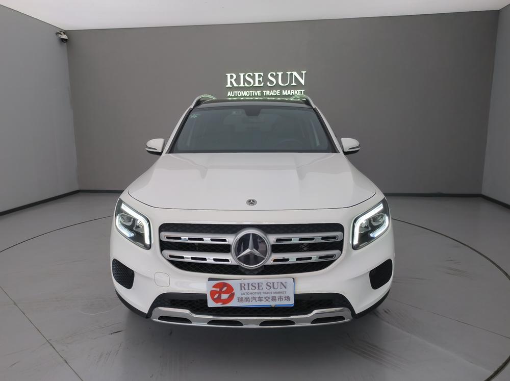 Mercedes-Benz Mercedes-Benz GLB