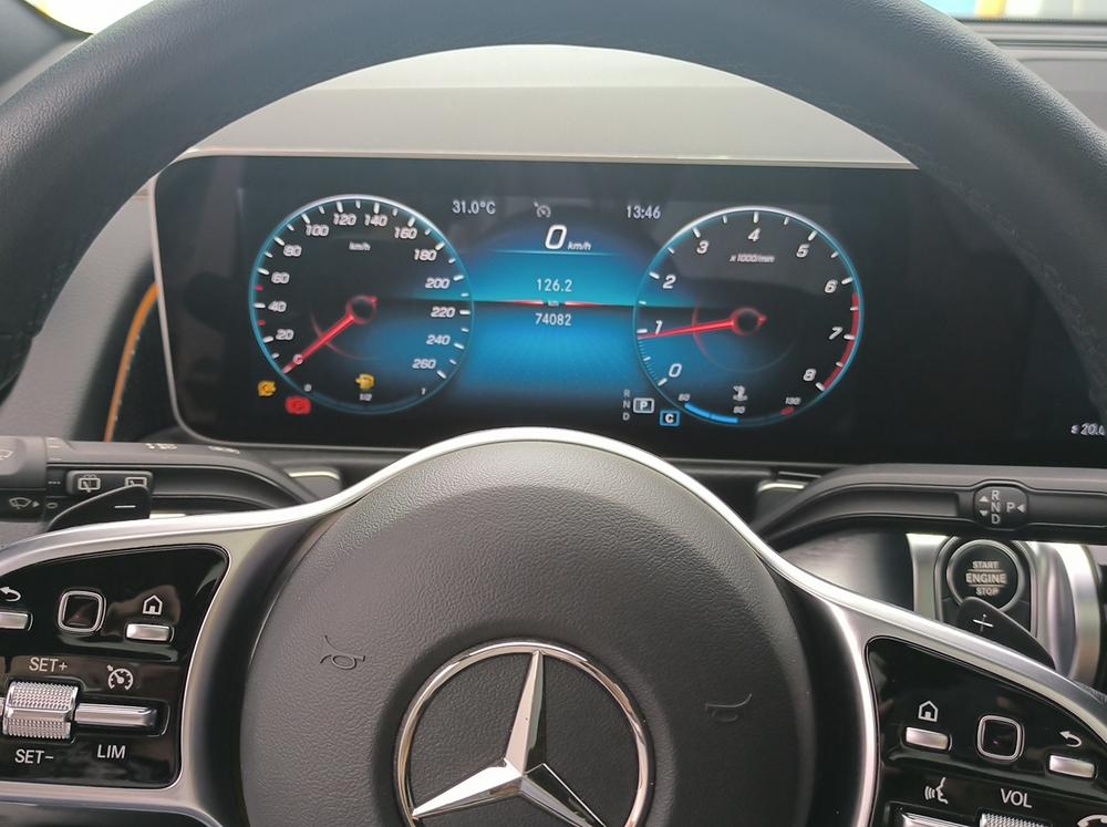Mercedes-Benz Mercedes-Benz GLB