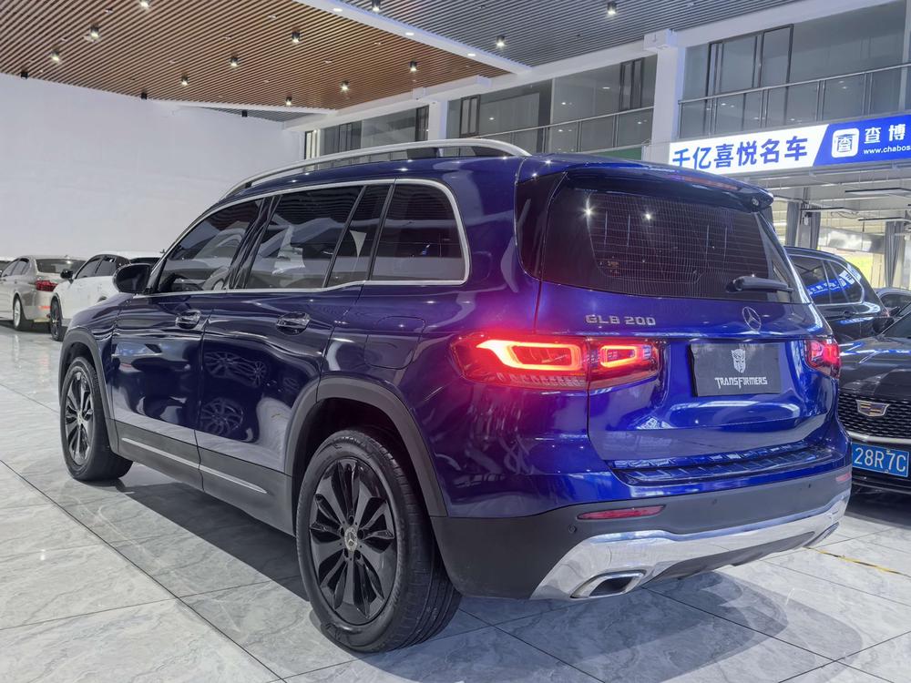 Mercedes-Benz Mercedes-Benz GLB