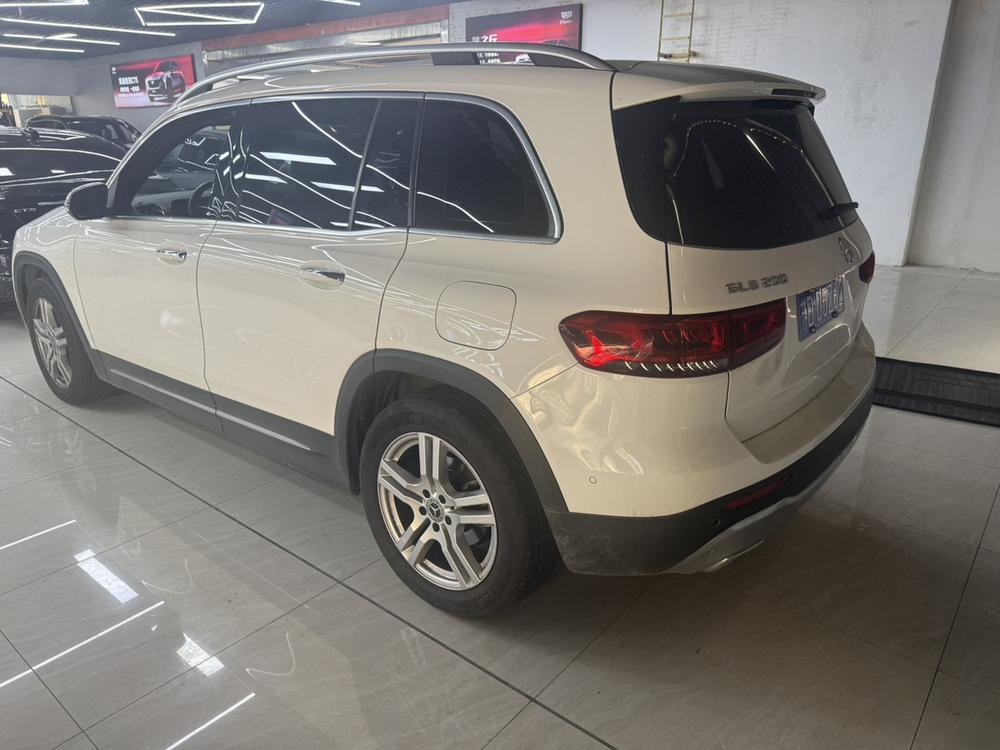 Mercedes-Benz Mercedes-Benz GLB