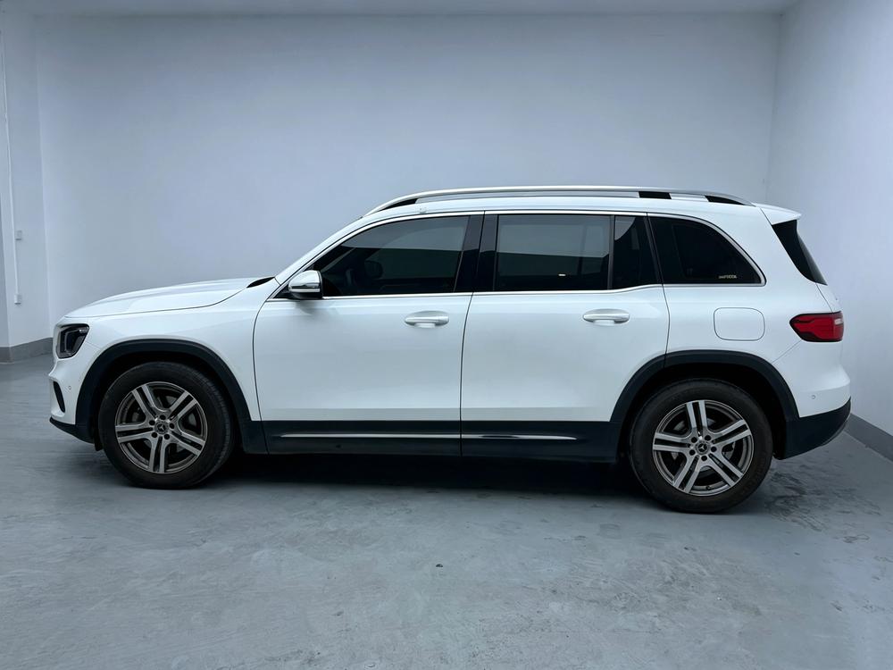Mercedes-Benz Mercedes-Benz GLB