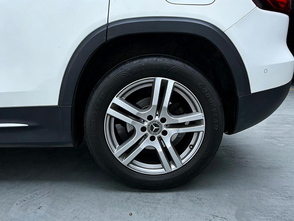 Mercedes-Benz Mercedes-Benz GLB
