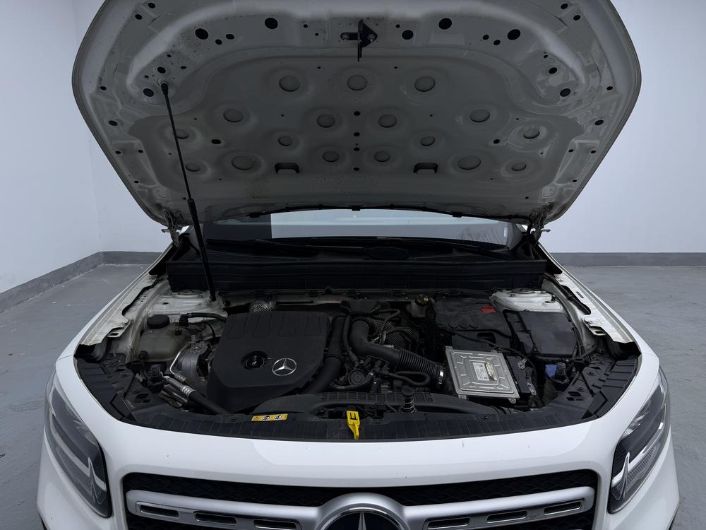 Mercedes-Benz Mercedes-Benz GLB