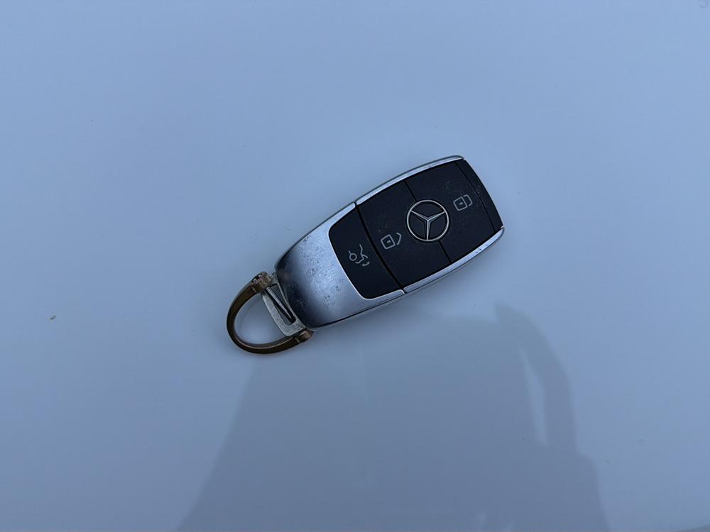 Mercedes-Benz Mercedes-Benz GLB