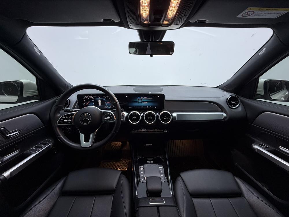 Mercedes-Benz Mercedes-Benz GLB