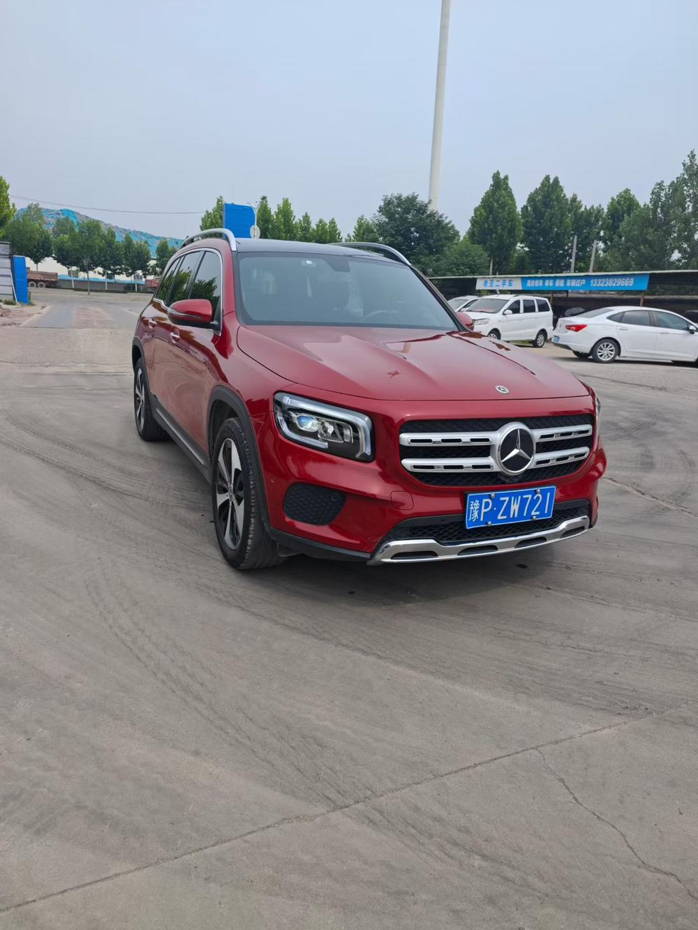 Mercedes-Benz Mercedes-Benz GLB