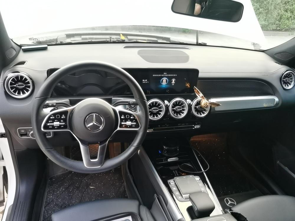 Mercedes-Benz Mercedes-Benz GLB