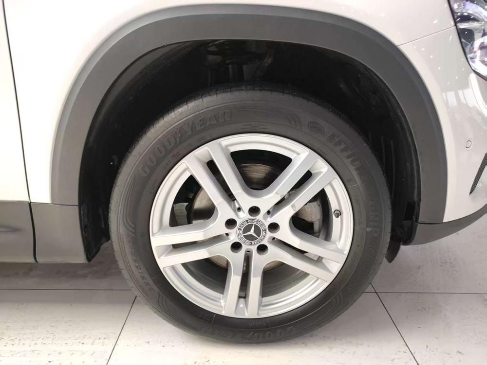 Mercedes-Benz Mercedes-Benz GLB