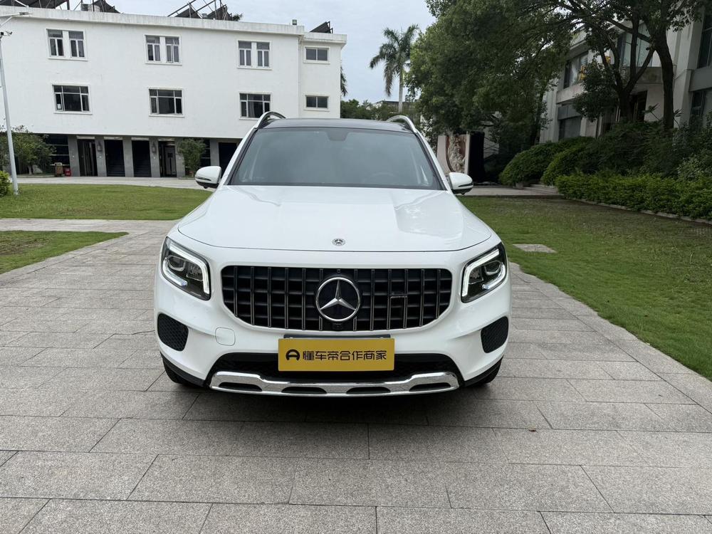 Mercedes-Benz Mercedes-Benz GLB