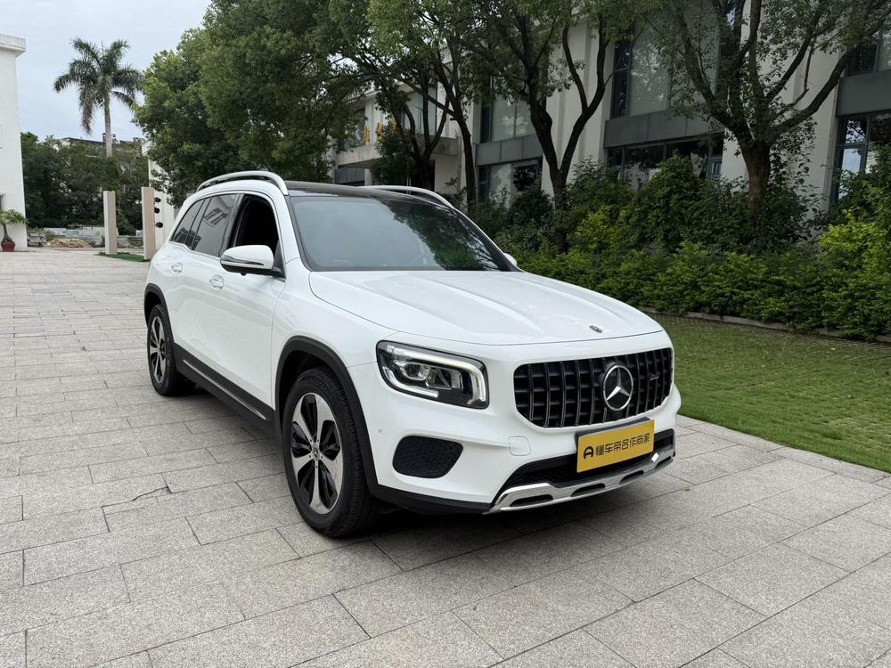 Mercedes-Benz Mercedes-Benz GLB