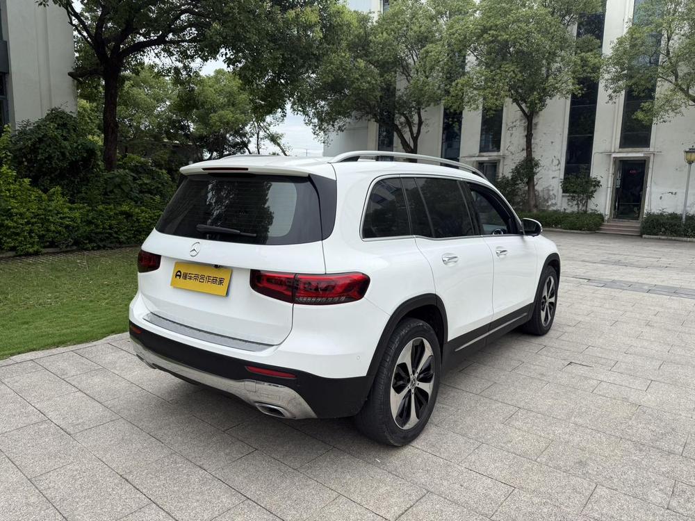 Mercedes-Benz Mercedes-Benz GLB