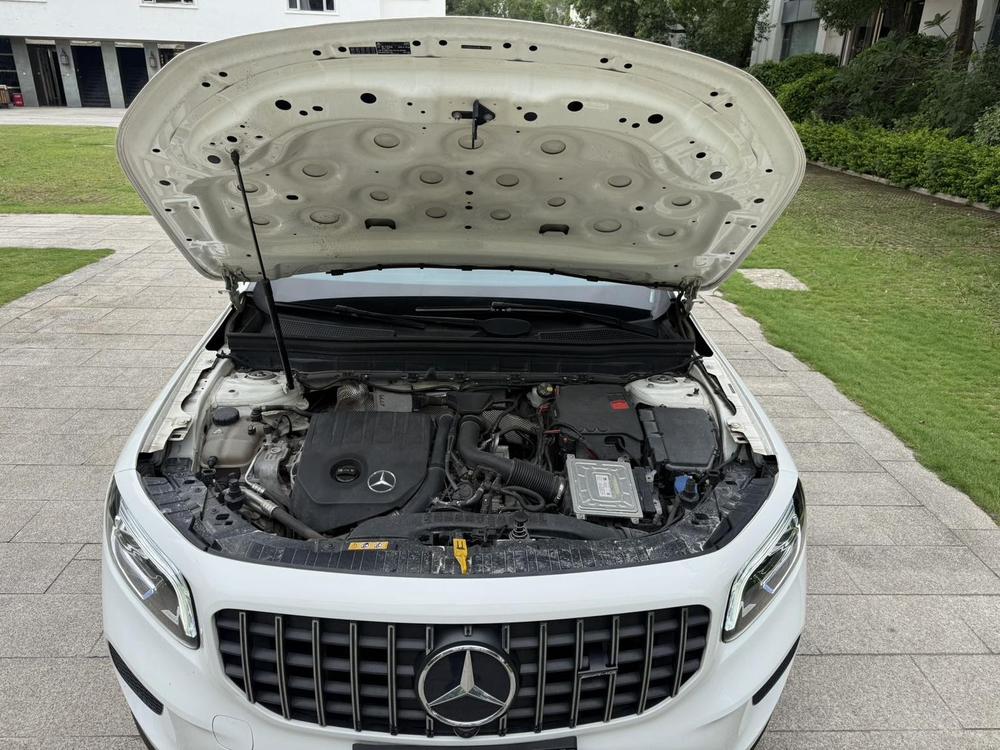 Mercedes-Benz Mercedes-Benz GLB