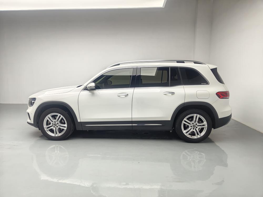 Mercedes-Benz Mercedes-Benz GLB