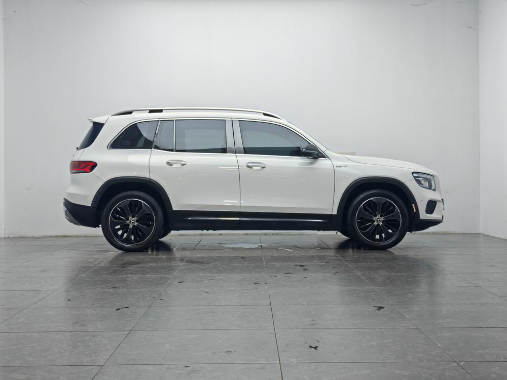 Mercedes-Benz Mercedes-Benz GLB