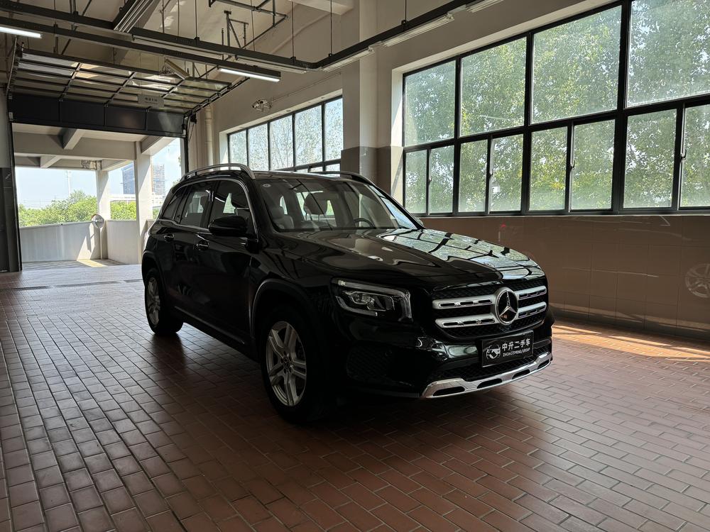 Mercedes-Benz Mercedes-Benz GLB