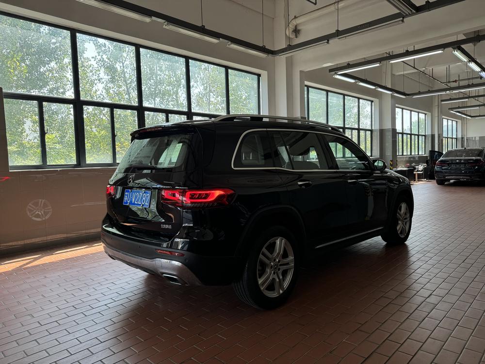 Mercedes-Benz Mercedes-Benz GLB