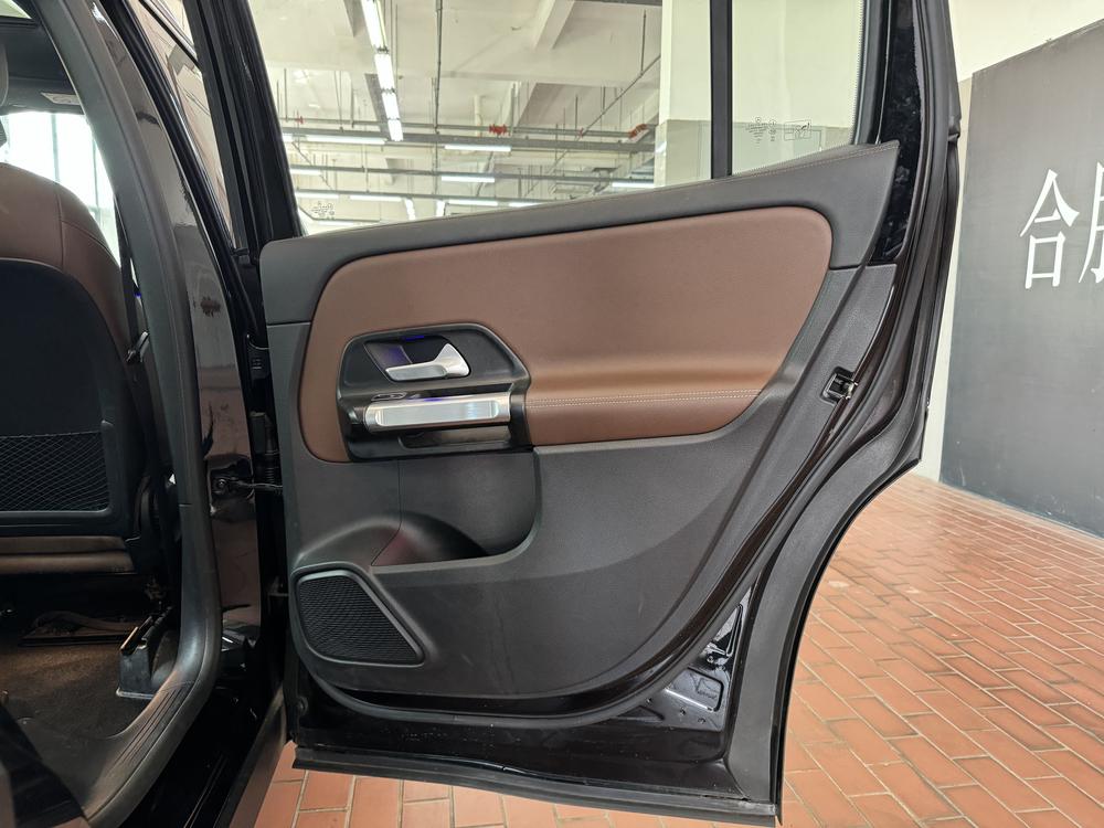 Mercedes-Benz Mercedes-Benz GLB