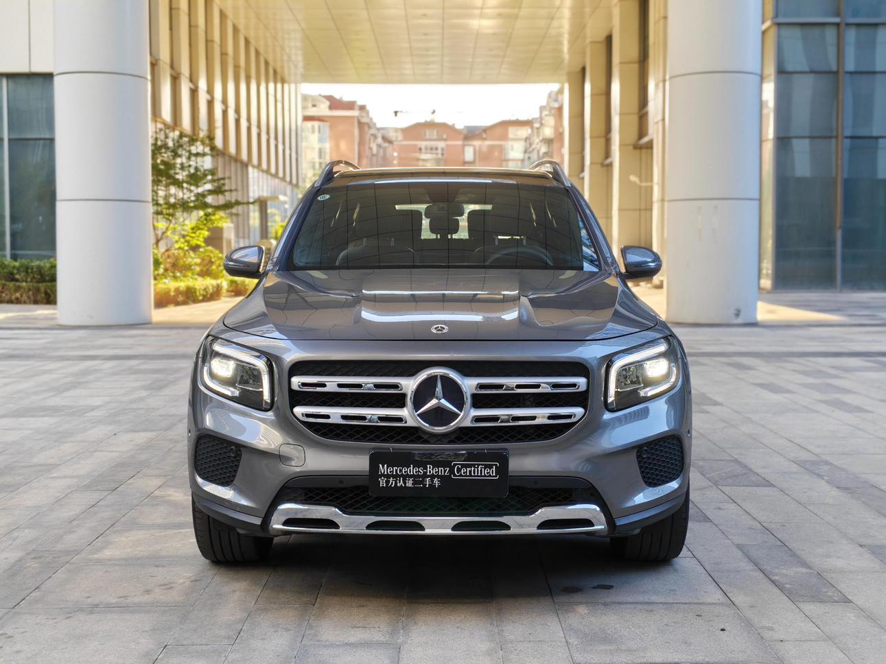 Mercedes-Benz Mercedes-Benz GLB