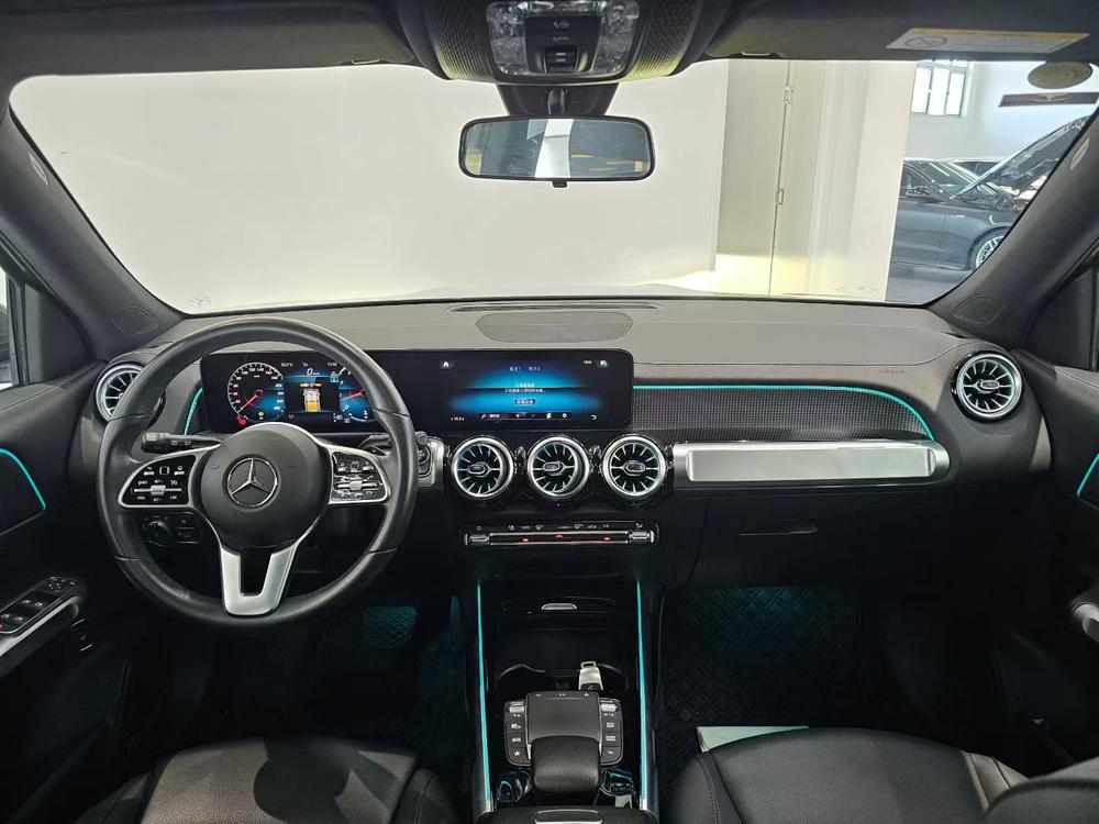 Mercedes-Benz Mercedes-Benz GLB
