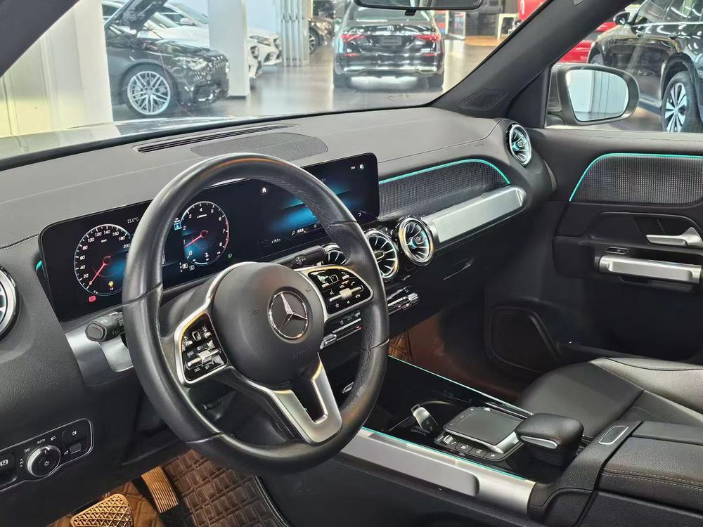 Mercedes-Benz Mercedes-Benz GLB